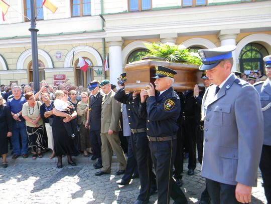 10 lat temu Suwałki pożegnały prezydenta Józefa Gajewskiego (zdjęcia archiwalne)