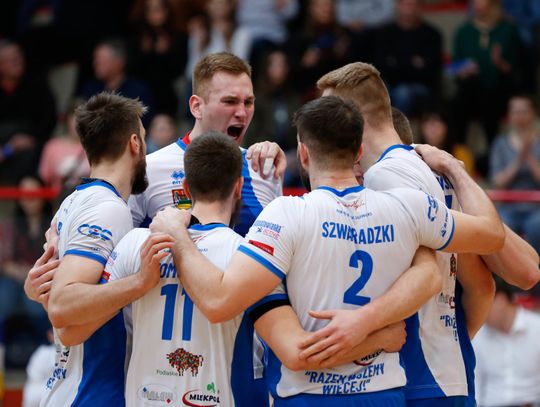 Dwa zwycięstwa Ślepska w play off