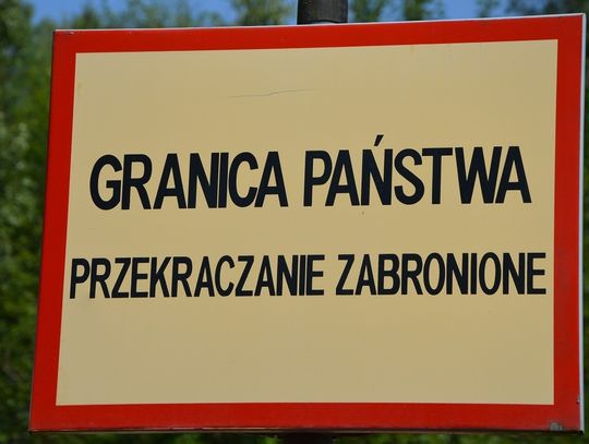 Dwóch Litwinów nielegalnie przekroczyło granicę, jeden chciał odwiedzić dziewczynę