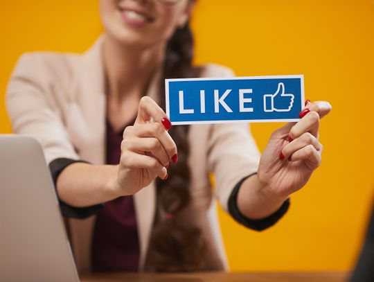 Jak zwiększyć zasięg postów na Facebooku? To bardzo łatwe