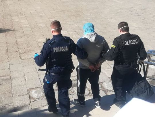 Koronawirus: poszukiwany przez policję, trafił na kwarantannę