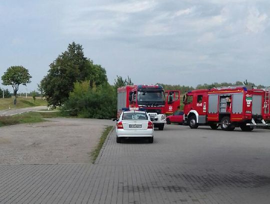 Na stacji paliw w Gibach ulatniał się gaz z wielkiej butli LPG