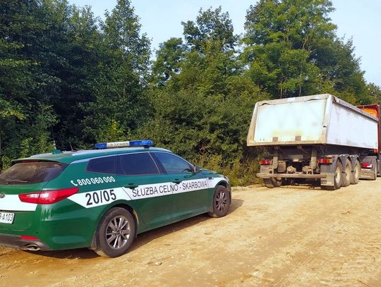 Pościg za ciężarówką z kontrabandą papierosów