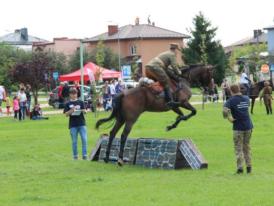 Suwałki: rozpoczął się piknik - Dni Kawaleryjskie (zdjęcia)