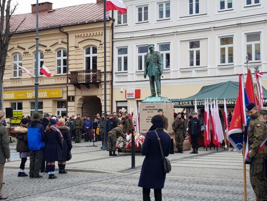 Suwałki: wspólne uroczystości niepodległościowe prezydenta i wiceministra (foto+wideo)