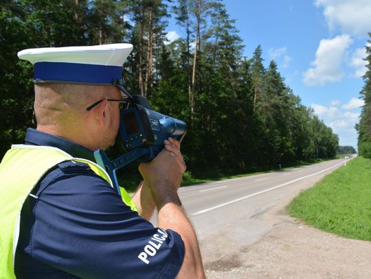 Tym razem senior zaszałał na drodze, jechał dwa razy szybciej niż można