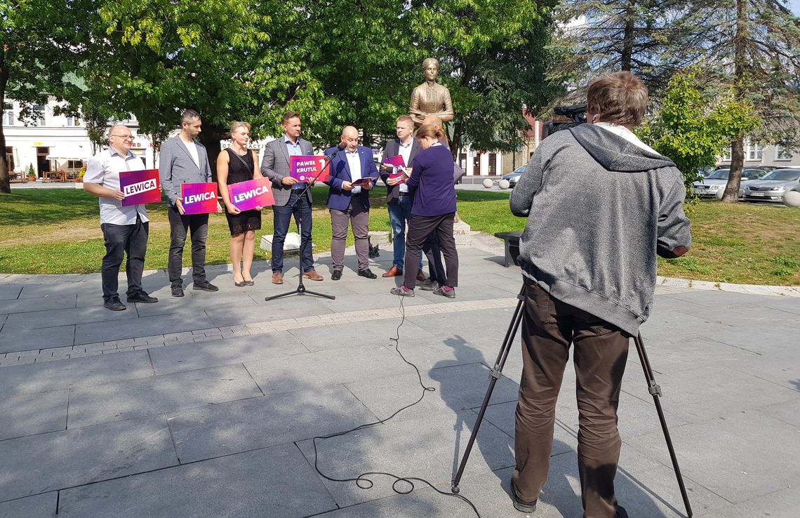 Lewica zaprezentowała kandydatów do Sejmu – zostawi 500+, chce 1600 zł dla emerytów i rencistów (foto)