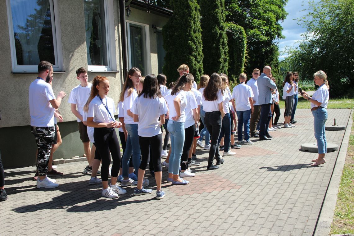 Młodzi Polacy z USA wypoczywają i uczą się w Augustowie