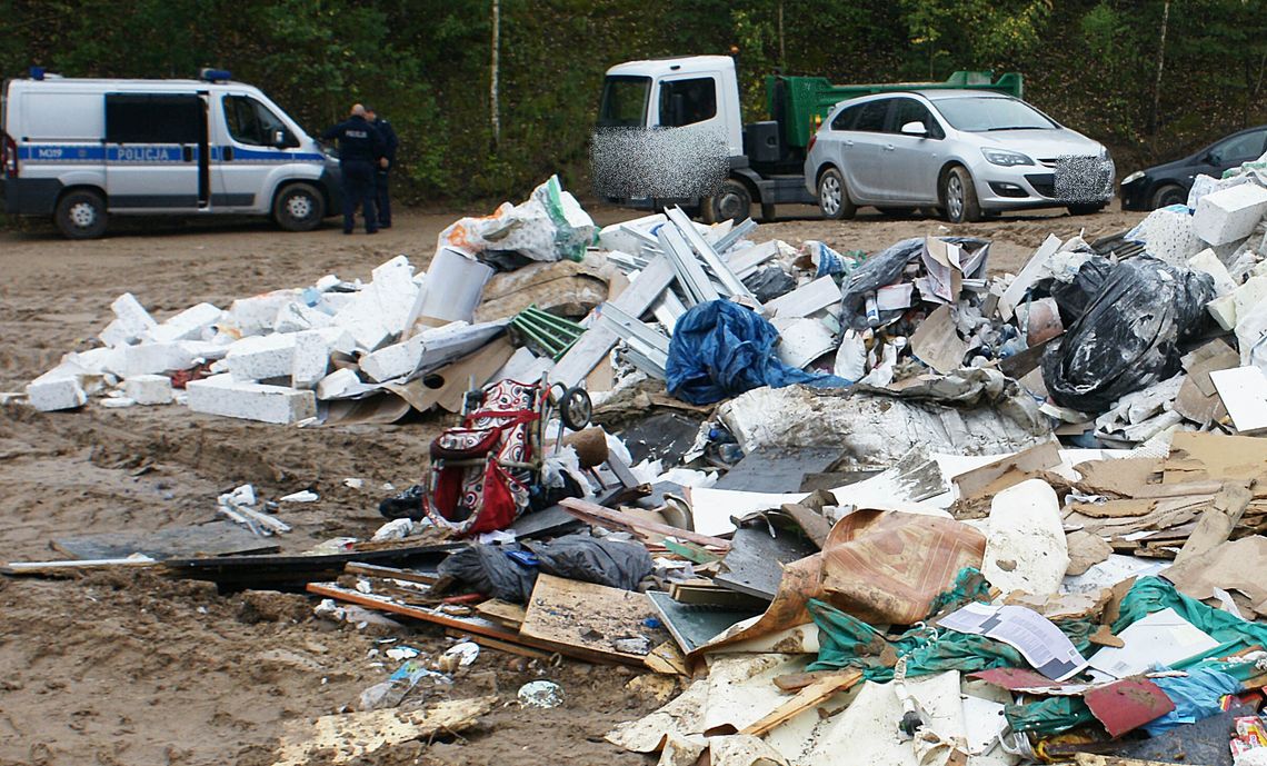 Poręczenie 110 tys. zł, zarzuty prokuratorskie za nielegalne odpady na żwirowni 