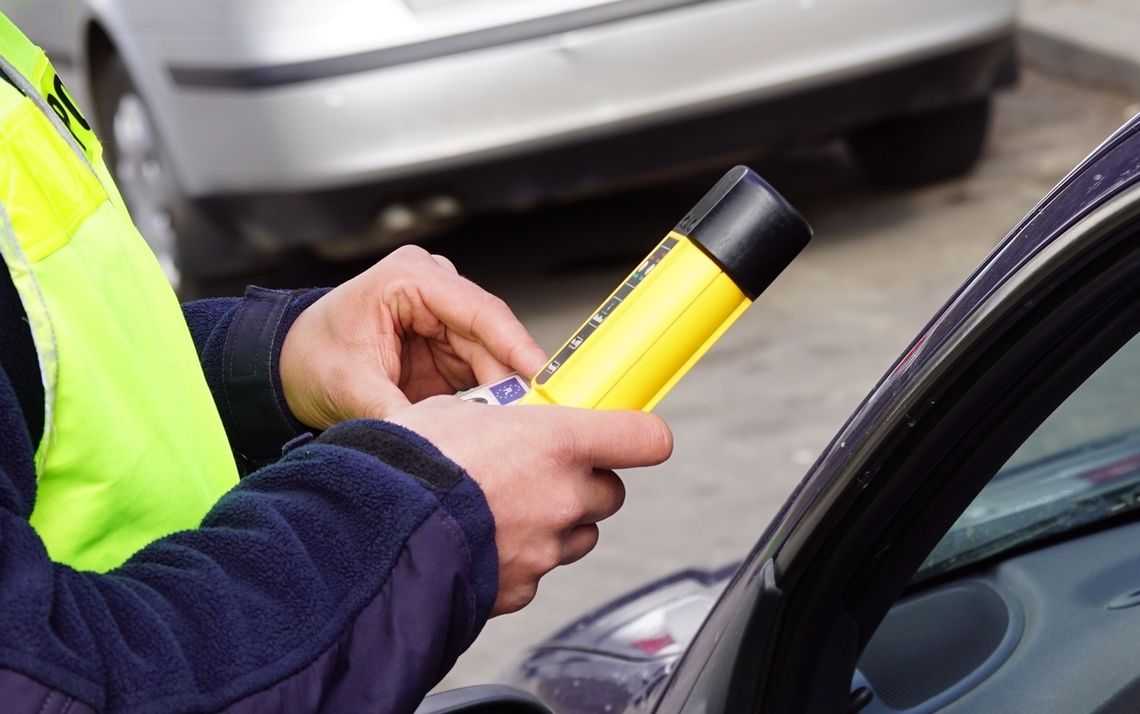 Suwałki: na Kolejowej prowadził auto z 3,5 promilami alkoholu