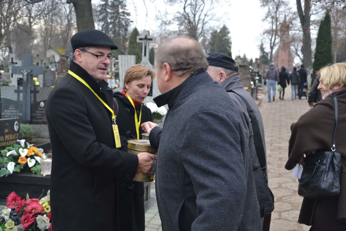 Suwałki: w niedzielę kwesta na odnowienie zabytkowych nagrobków