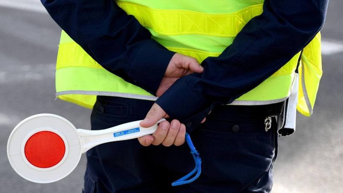 W niedzielę poszarżował ponad 100 km/h, stracił prawo jazdy