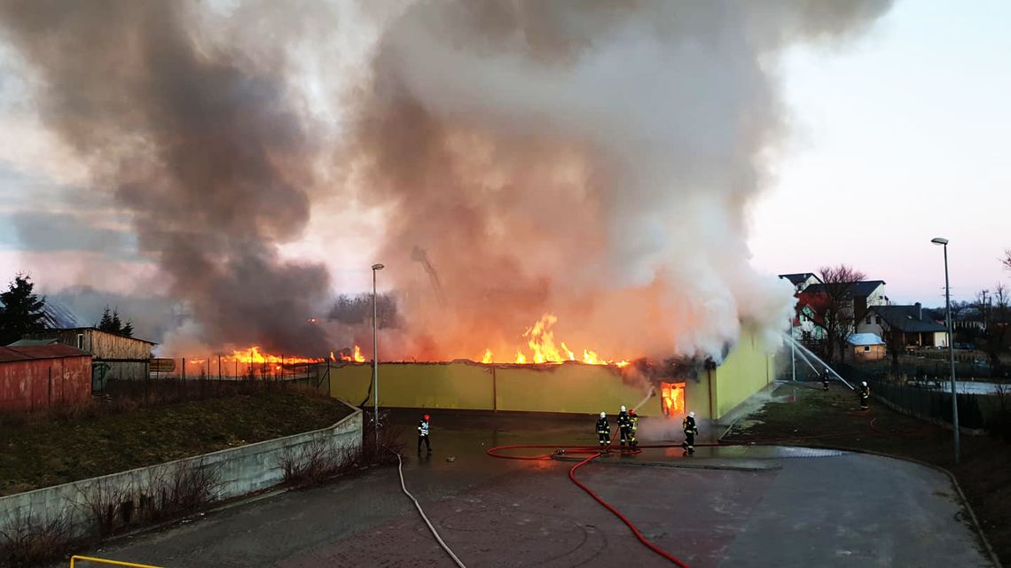 Wielki pożar Biedronki w Rajgrodzie